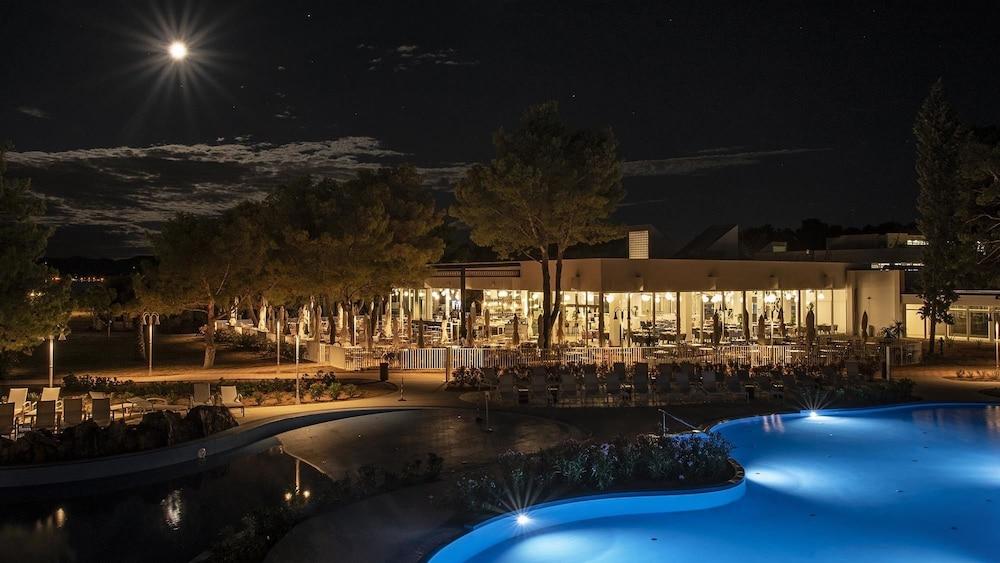 Amadria Park Family Hotel Jakov 시베니크 외부 사진